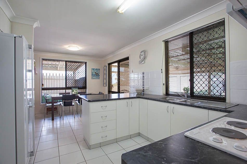 27 Banksia Street, NEWTOWN QLD 4350, Newtown - Thumbnail 4