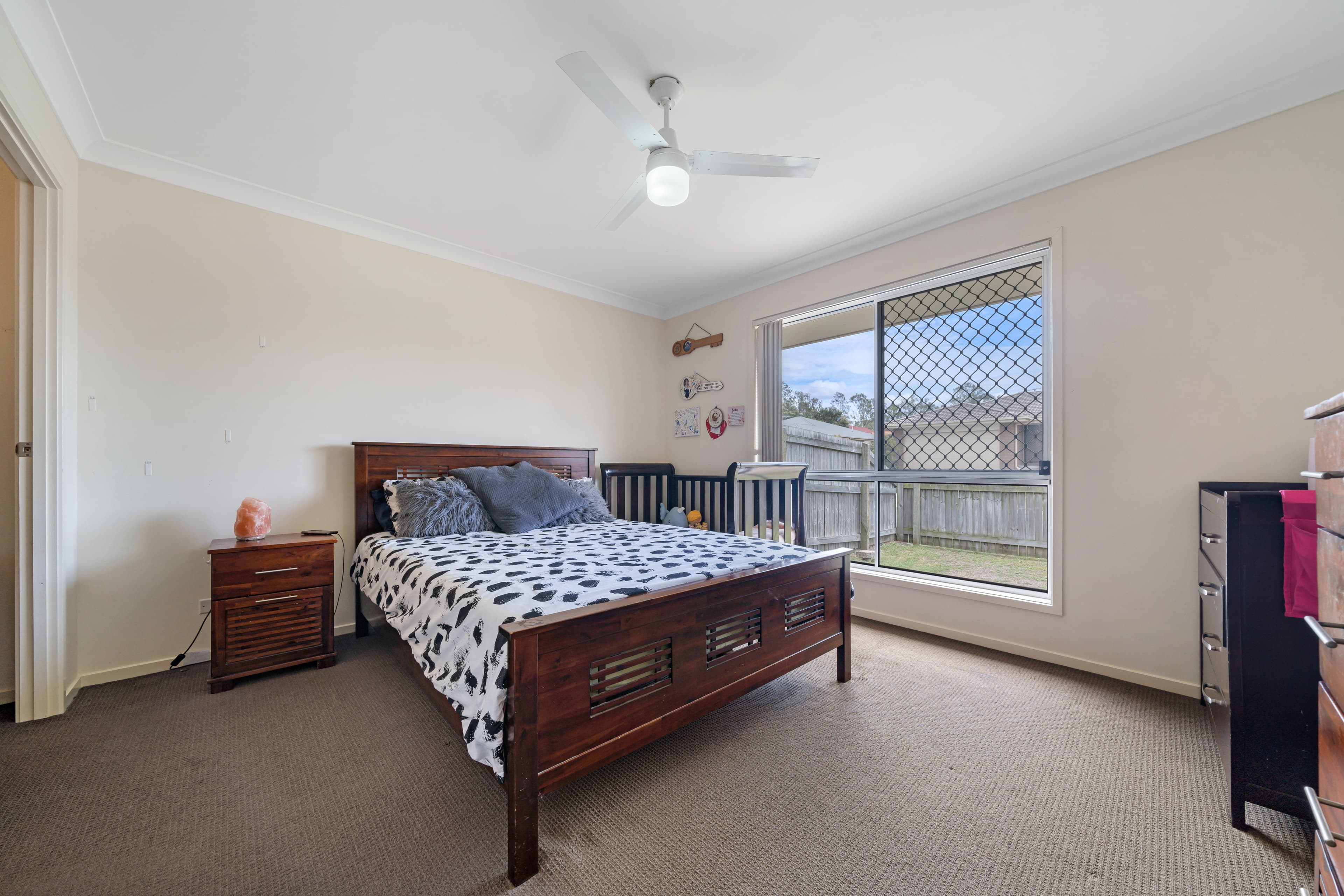 31 Rosella Street, Loganlea QLD 4131, Loganlea - Thumbnail 2