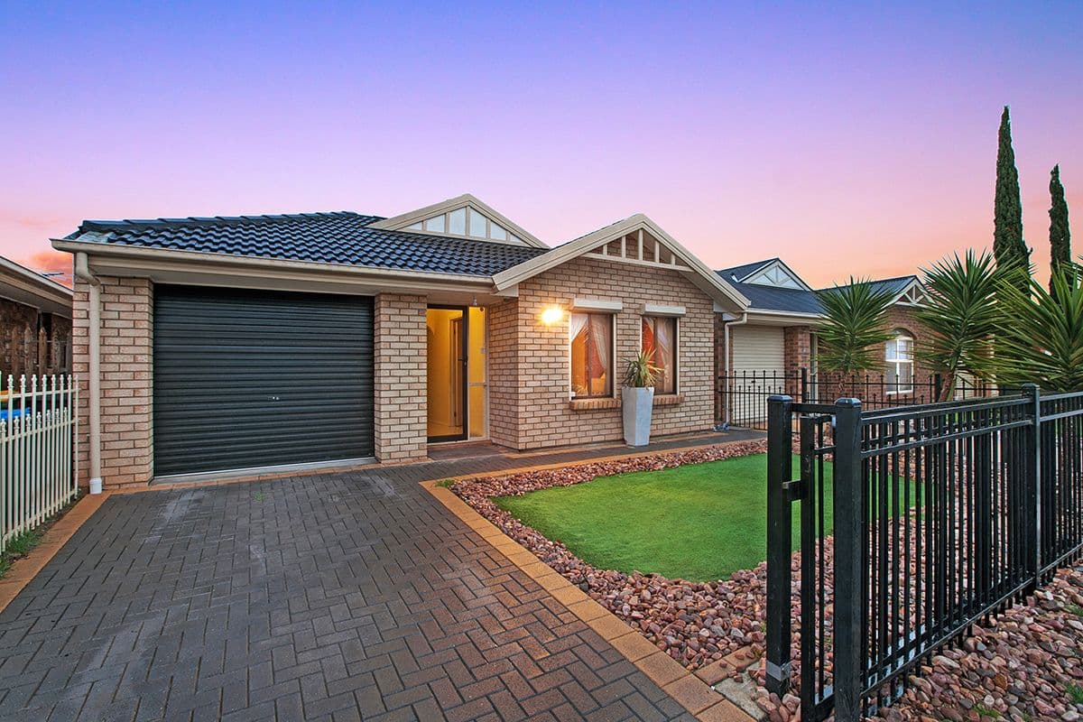 17 Kent Street, Mansfield Park SA 5012, Mansfield Park - Image 1