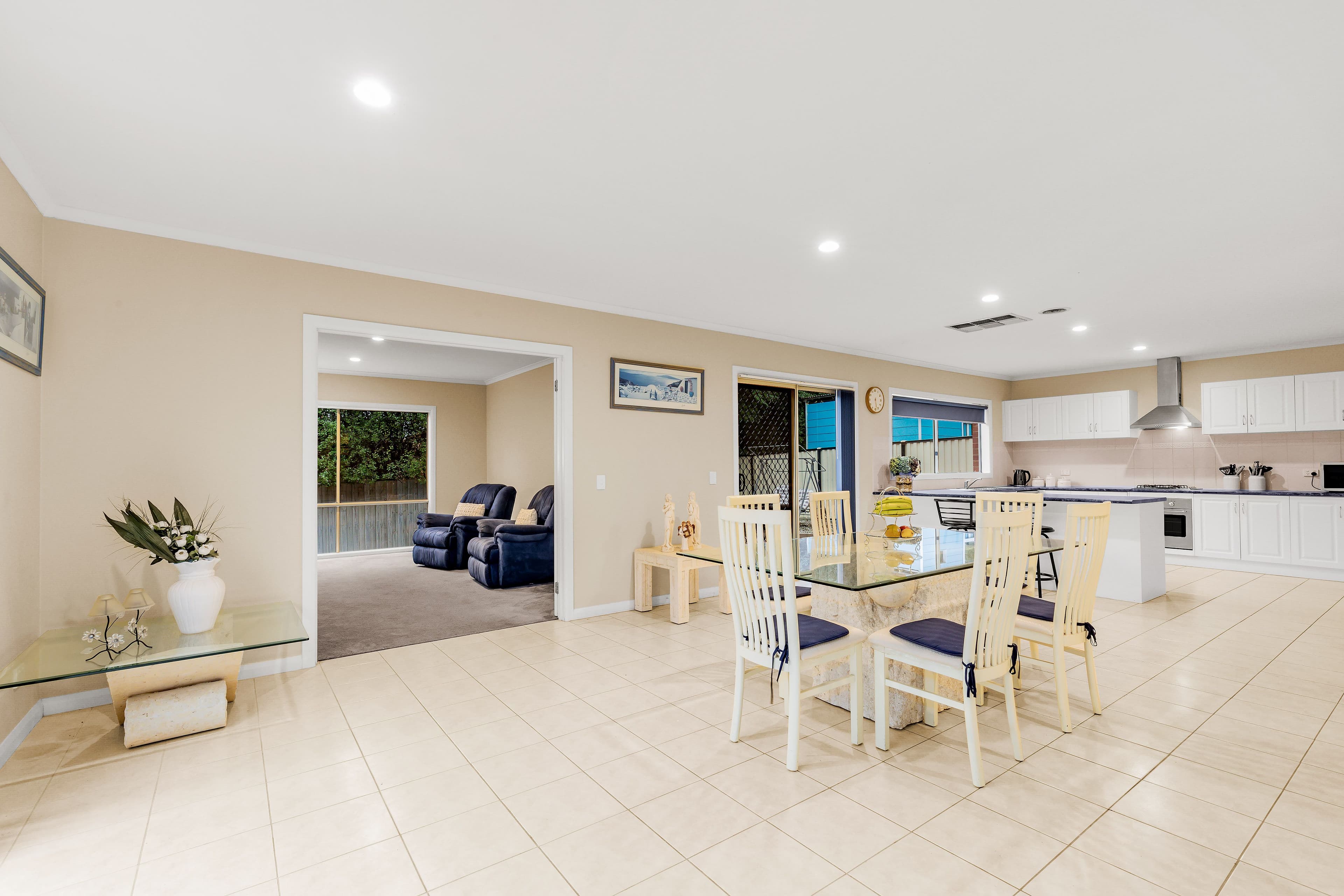 15 Somerset Court, Rowville VIC 3178, Rowville - Thumbnail 3