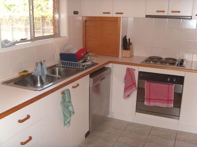 14 Colby Court, BEACONSFIELD QLD 4740, Beaconsfield - Thumbnail 4