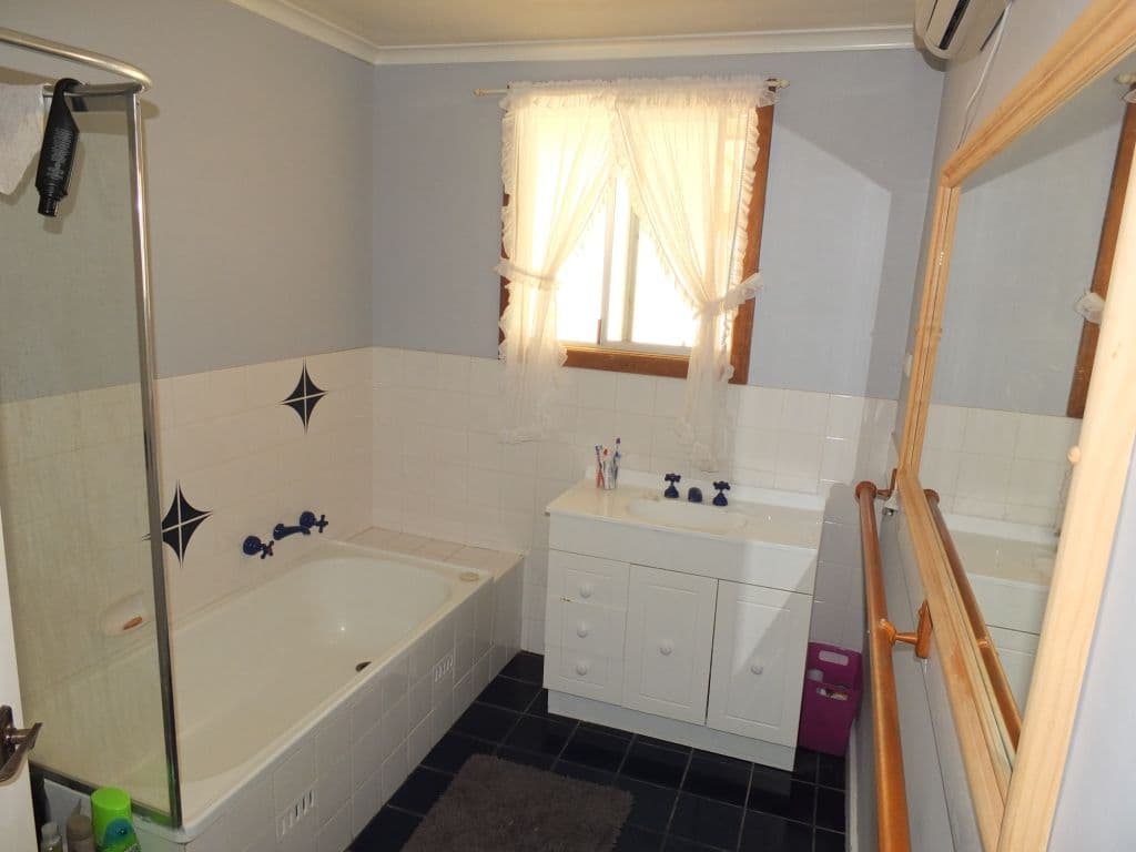 94 Bay Road, MOONTA BAY SA 5558, Moonta Bay - Thumbnail 5