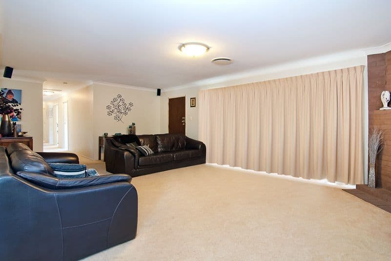 38 Pandeen Road, ROCHEDALE SOUTH QLD 4123, Rochedale South - Thumbnail 5