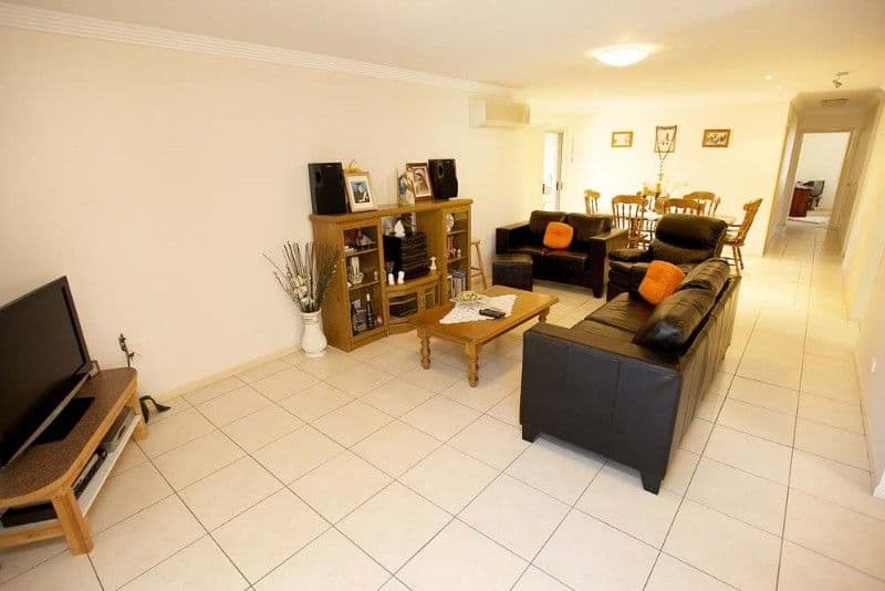 12 Panama Street, WISHART QLD 4122, Wishart - Thumbnail 2