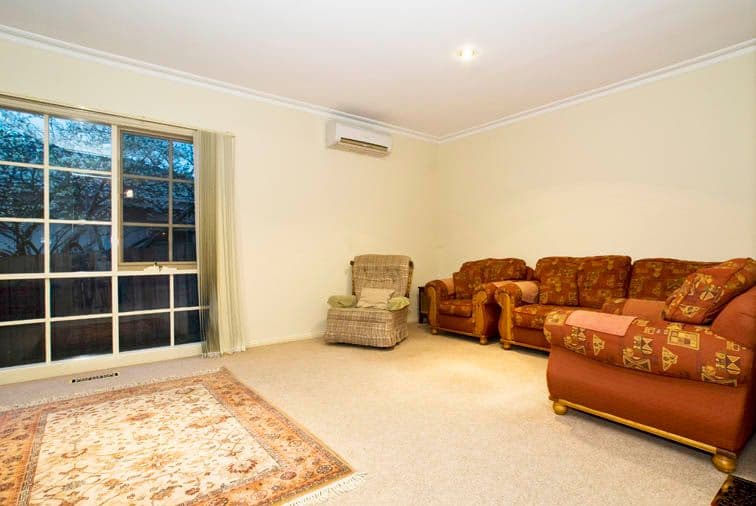 9 Guildford Drive, DONCASTER EAST VIC 3109, Doncaster East - Thumbnail 3