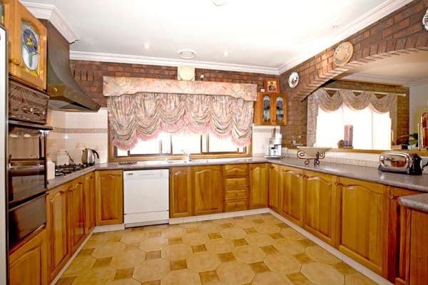   36 Power Street, ST ALBANS VIC 3021, St Albans - Thumbnail 7