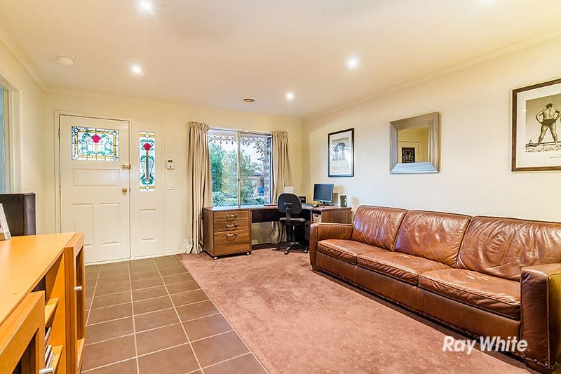 50 Bateman Grove, Hampton Park VIC 3976, Hampton Park - Thumbnail 2