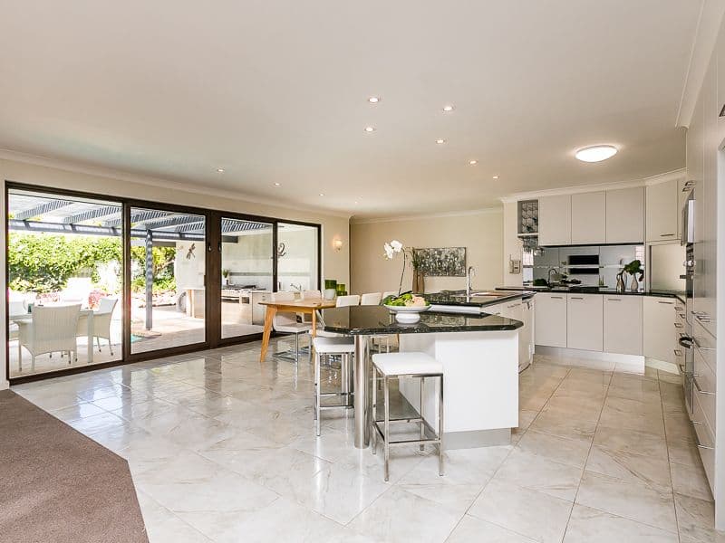 90 Seacrest Drive, Sorrento WA 6020, Sorrento - Thumbnail 2