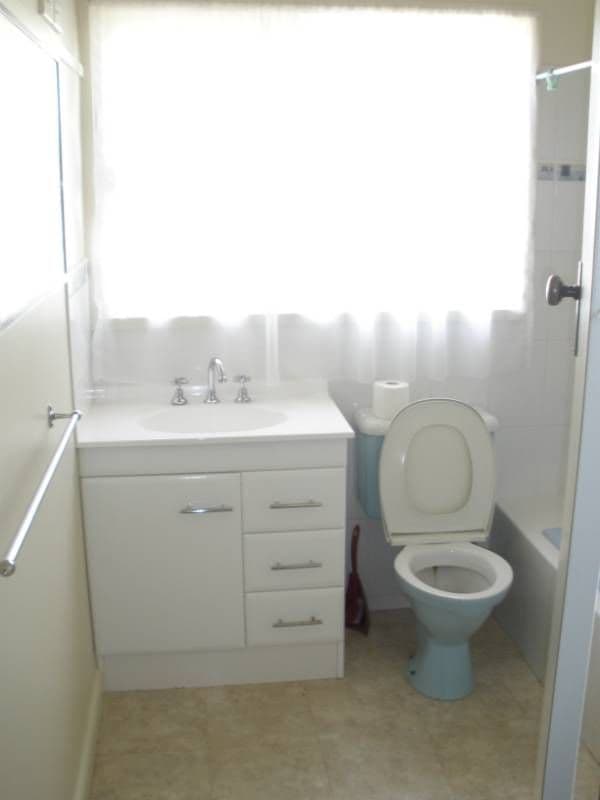 40 Hopetoun Street, ROCHESTER VIC 3561, Rochester - Thumbnail 3