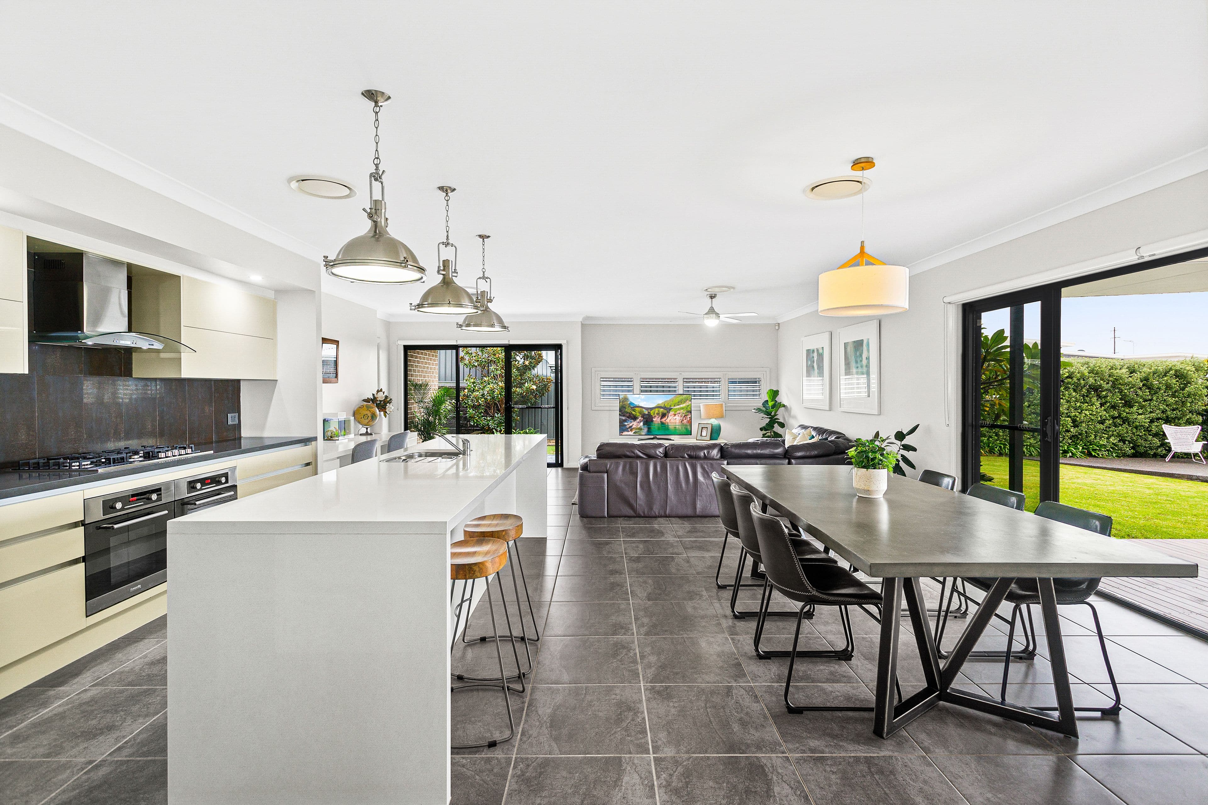 5 Welbury Road, Flinders NSW 2529, Flinders - Thumbnail 2
