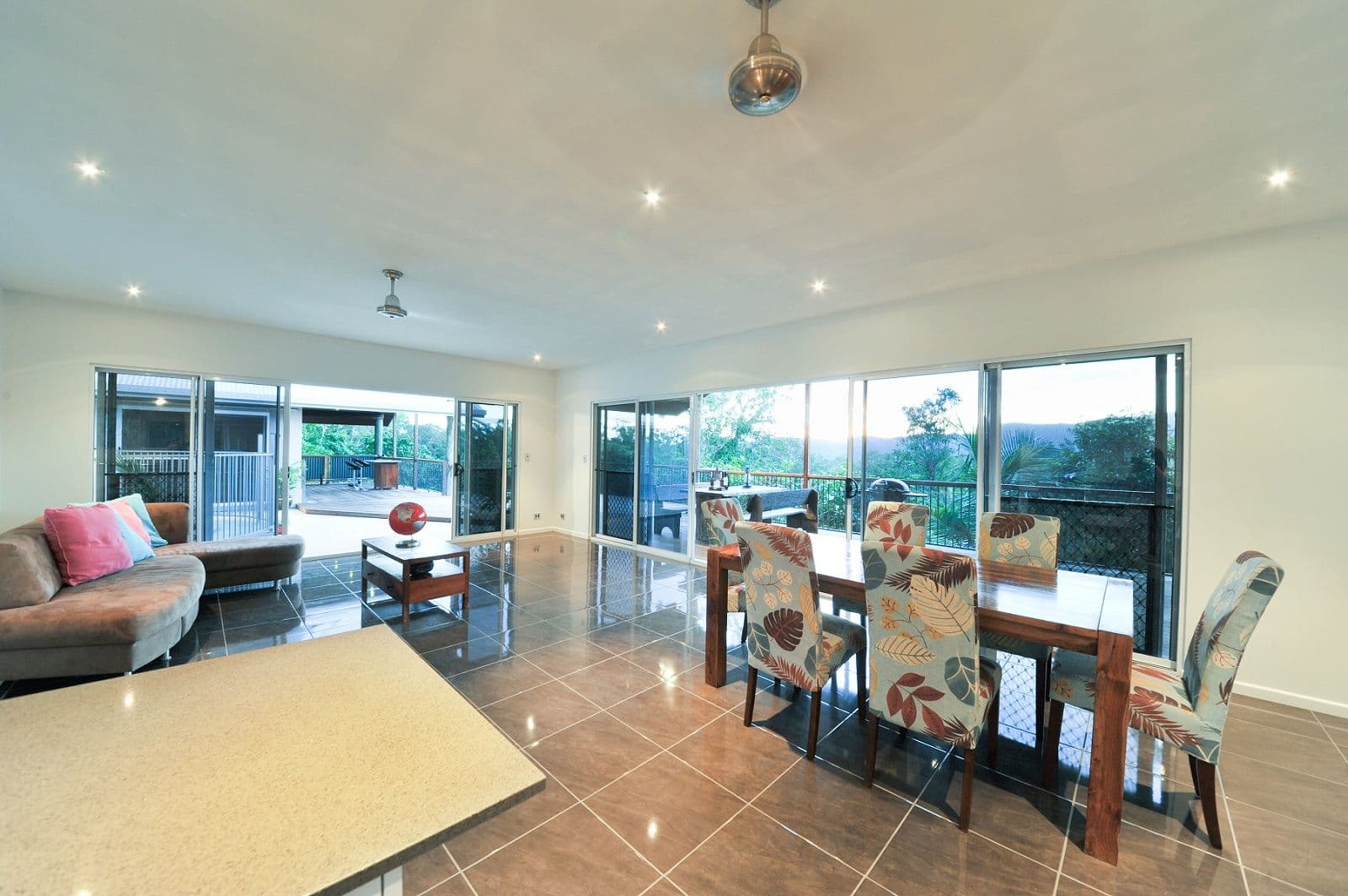 147 Kookaburra Drive, CANNON VALLEY QLD 4800, Cannon Valley - Thumbnail 4