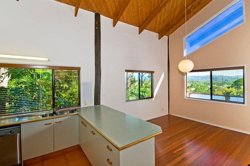 5 Doubleview Drive, ELANORA QLD 4221, Elanora - Thumbnail 8