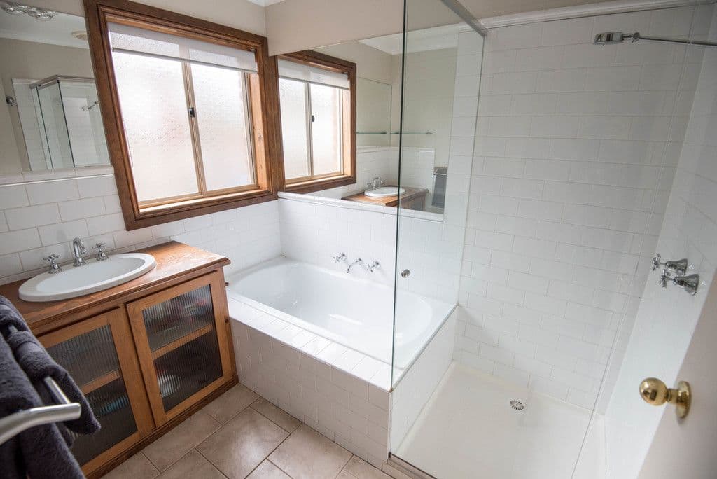 6 Goldsmiths Road, Eaglehawk VIC 3556, Eaglehawk - Thumbnail 4