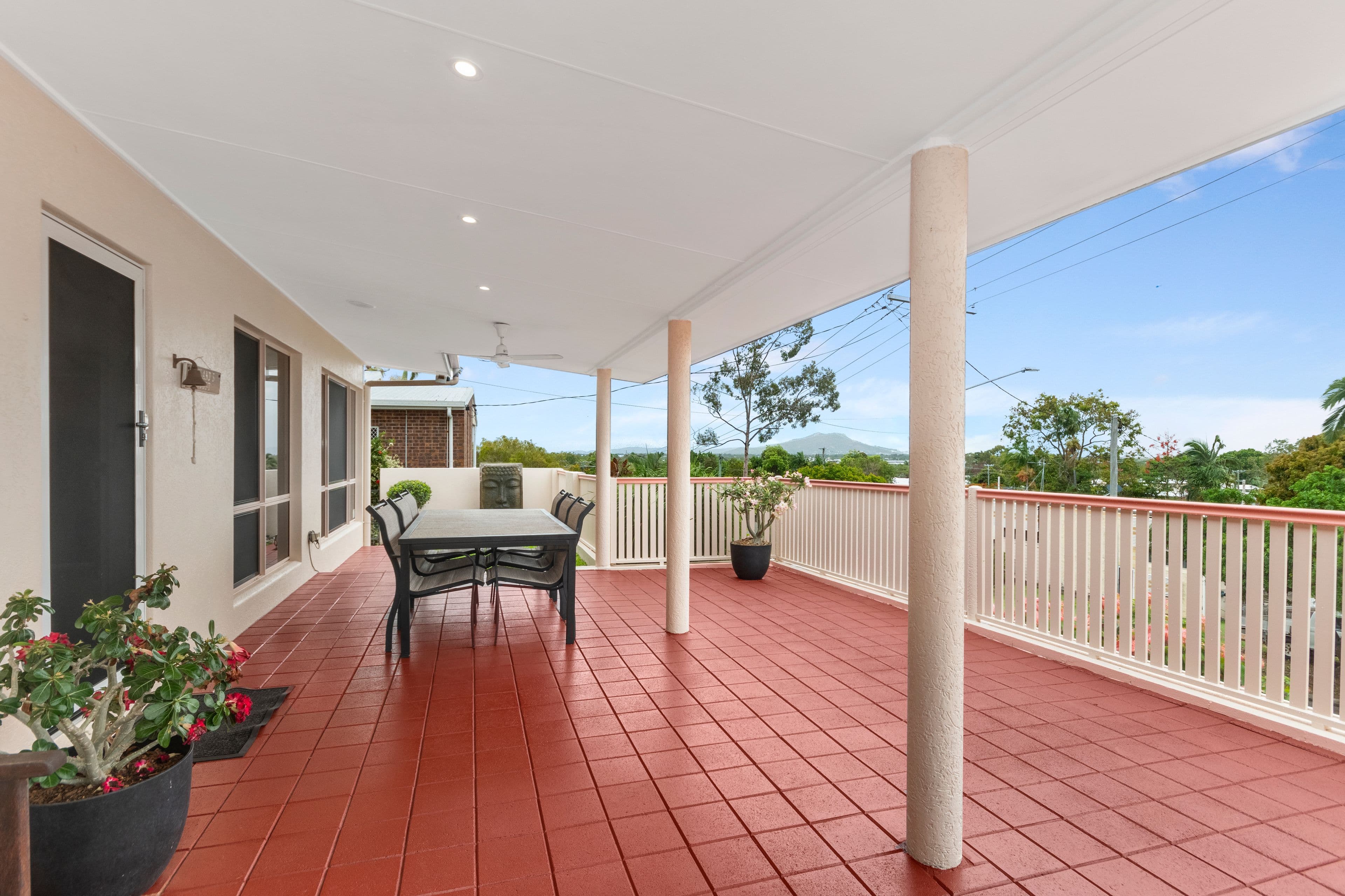 31 Glenlyon Drive, Wulguru QLD 4811, Wulguru - Thumbnail 2