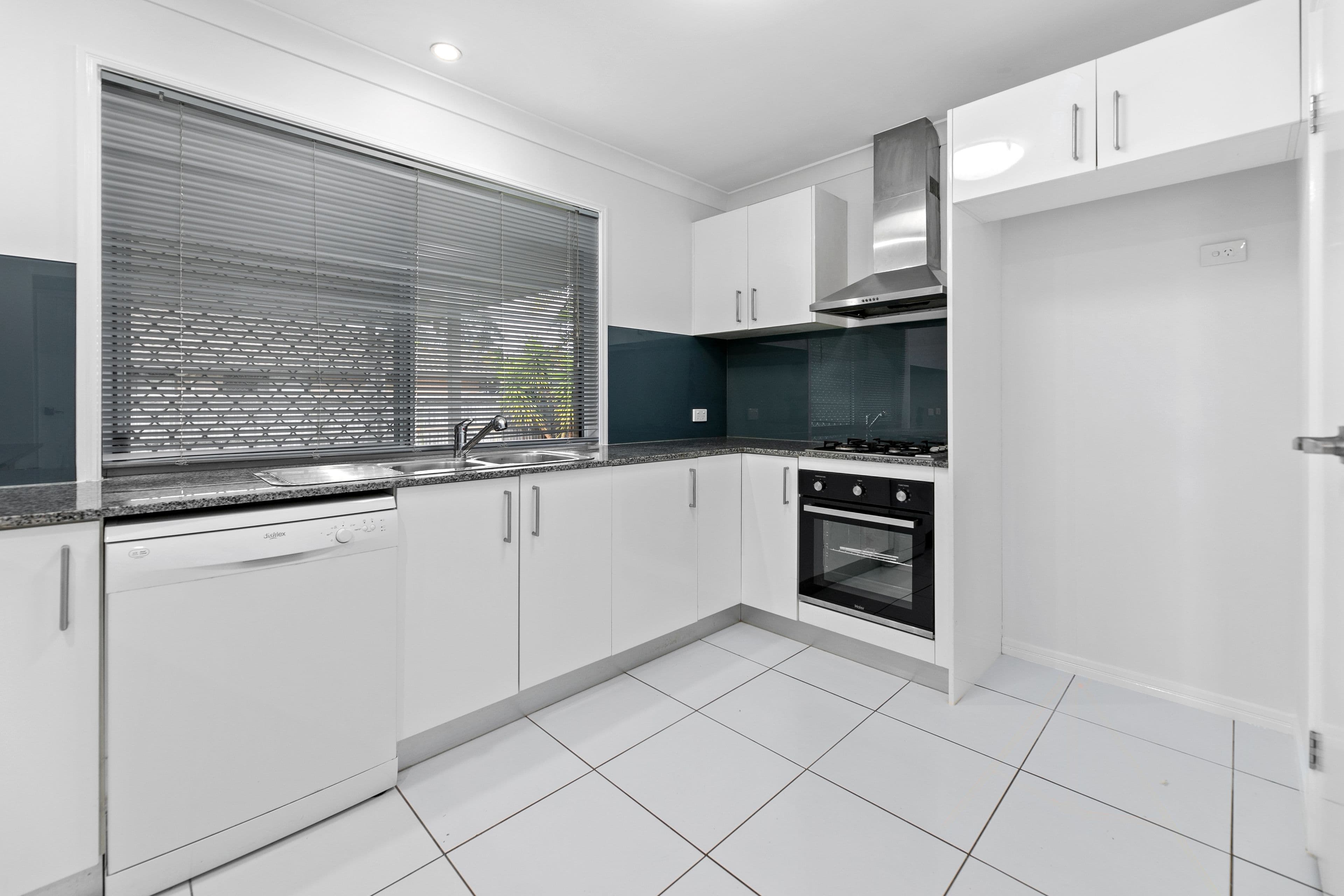 10 Vieritz Road, Bellmere QLD 4510, Bellmere - Thumbnail 8