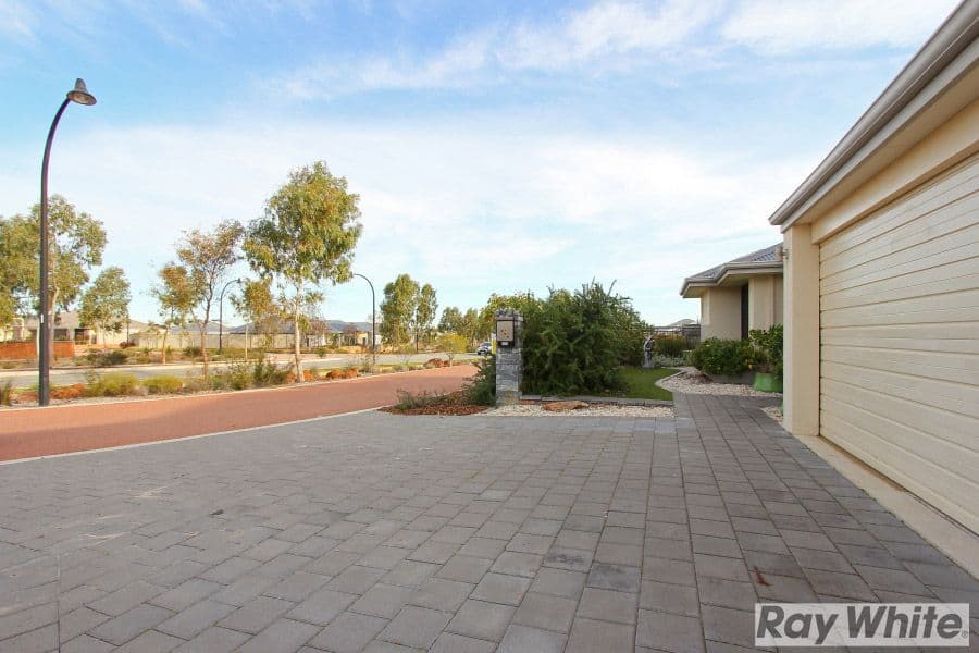 65 Elmridge Parkway, Ellenbrook WA 6069, Ellenbrook - Thumbnail 3