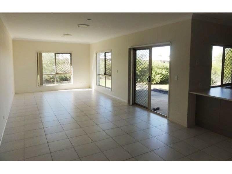 37 Millbrook Court, Dalby QLD 4405, Dalby - Thumbnail 5