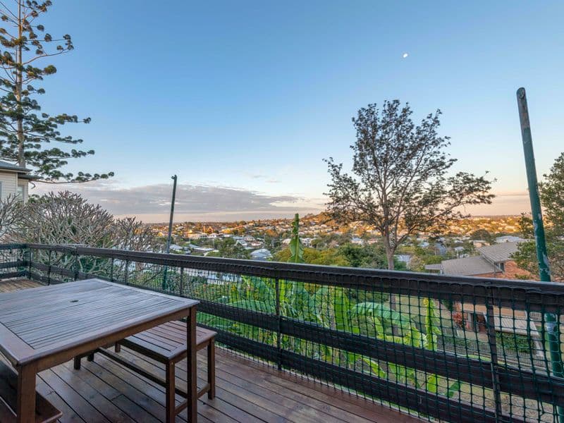 32 Watson Street, NEWMARKET QLD 4051, Newmarket - Thumbnail 5