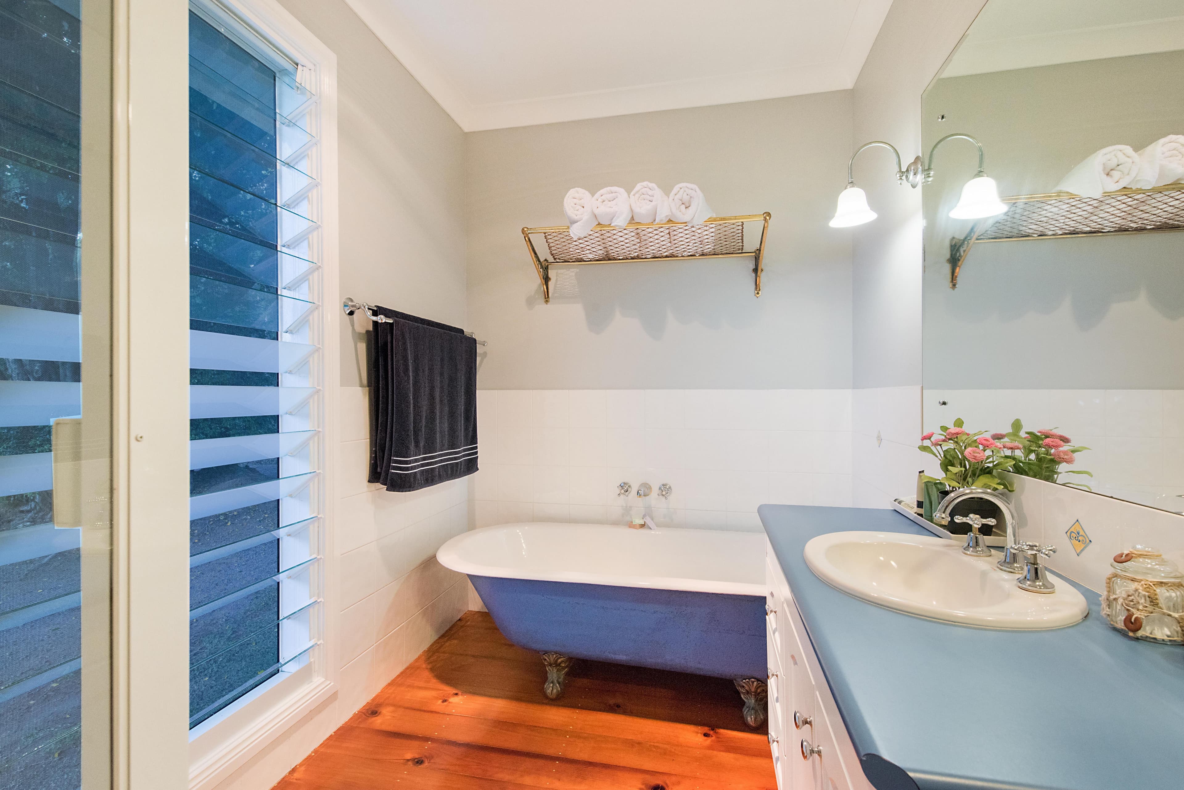 2 Lisa Road, Chevallum QLD 4555, Chevallum - Thumbnail 3
