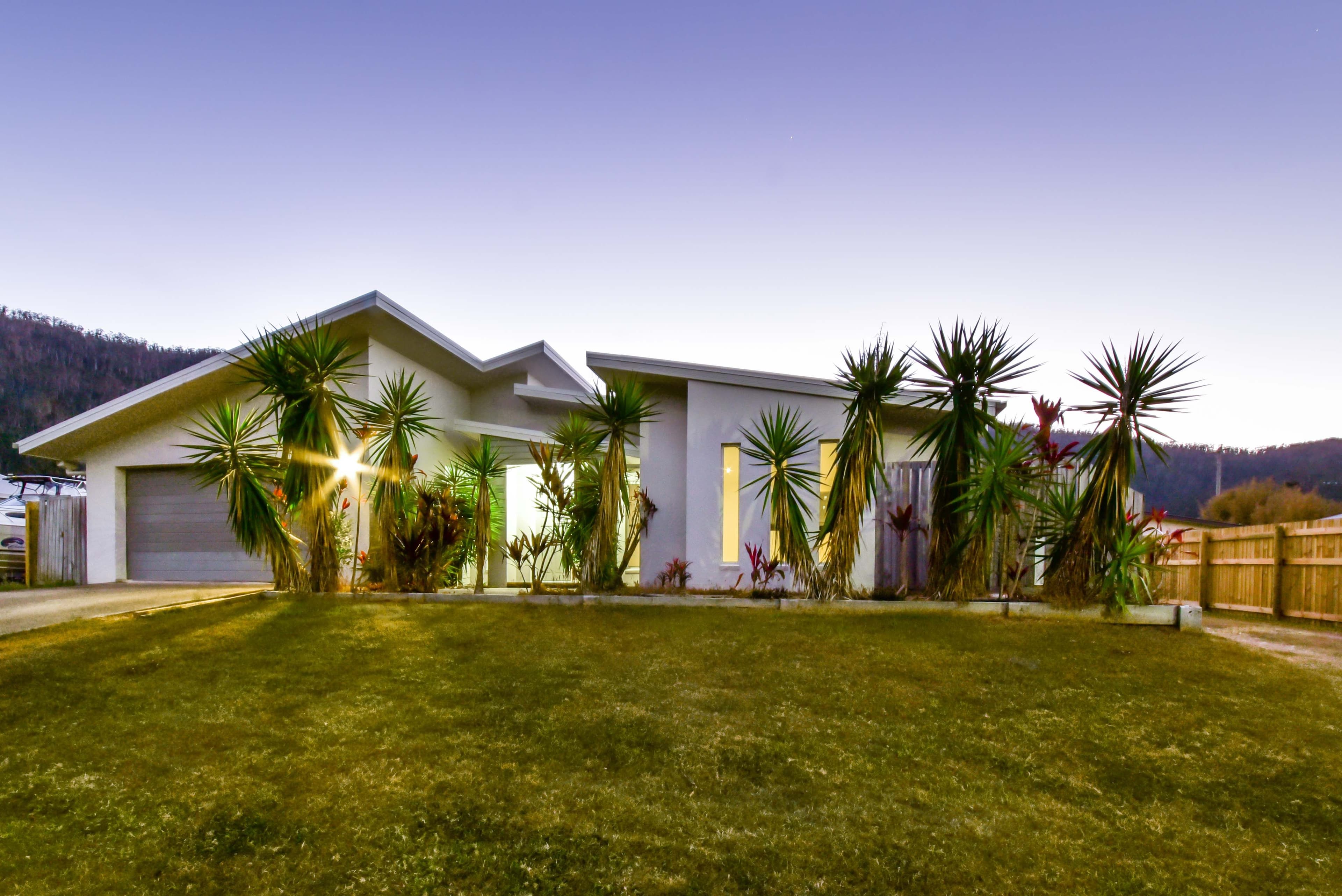 8 Bali Hi Place, Jubilee Pocket QLD 4802, Jubilee Pocket - Image 1