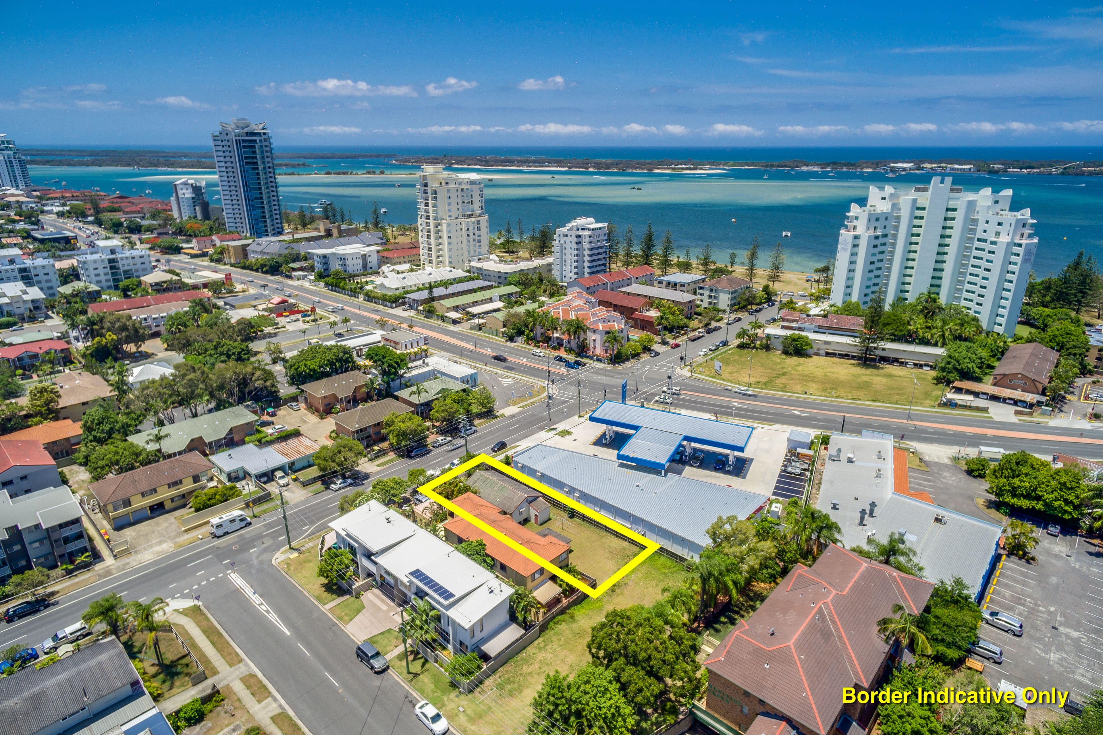 20 Robert Street, Labrador QLD 4215, Labrador - Image 1