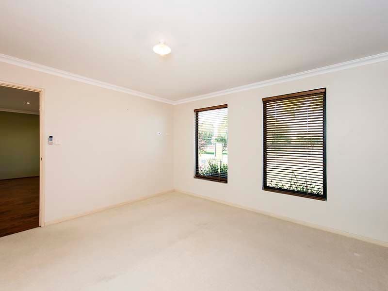 25 Laguardia Loop, Port Kennedy WA 6172, Port Kennedy - Thumbnail 4