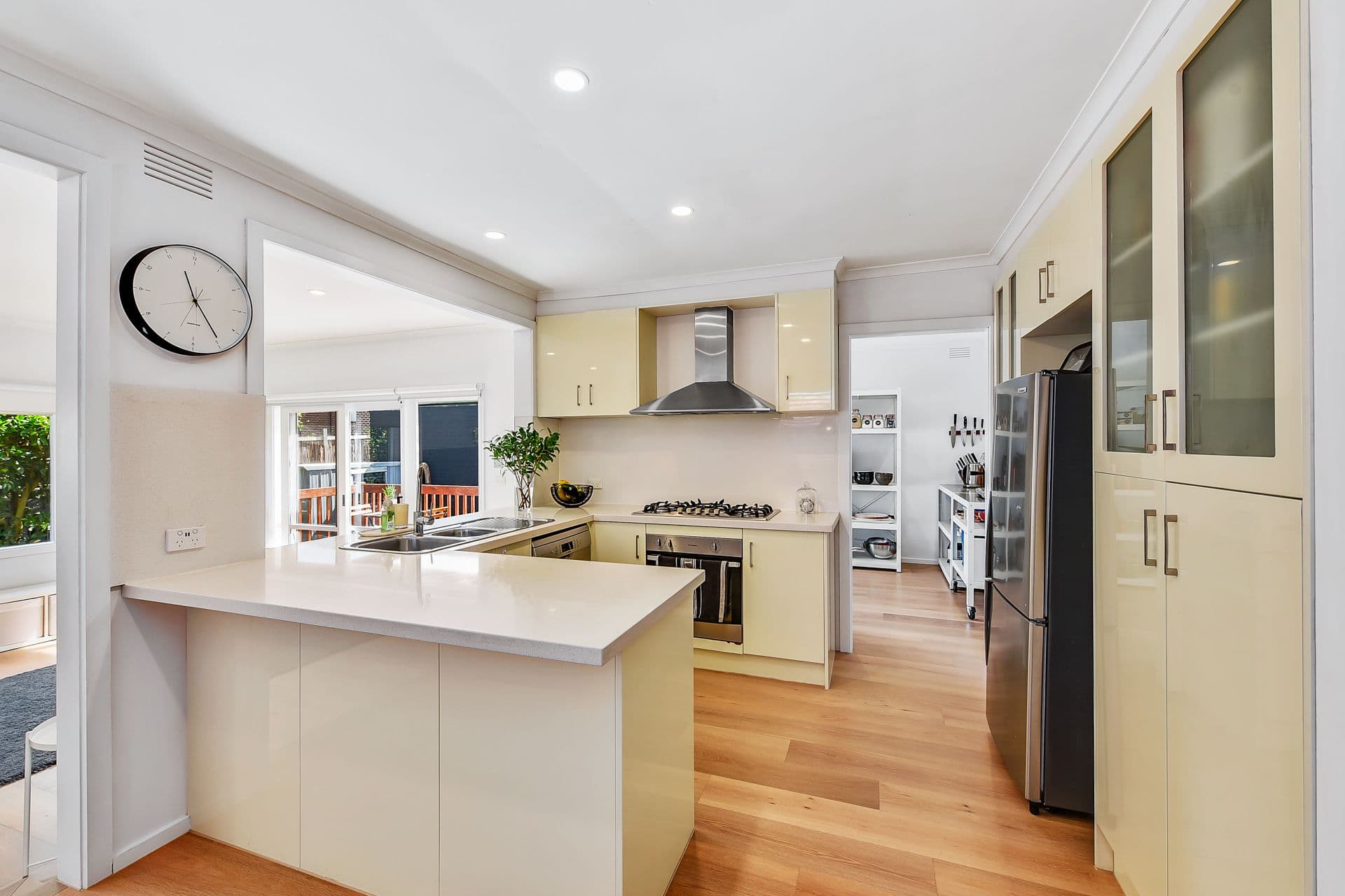 6 Houston Court, Box Hill South VIC 3128, Box Hill South - Thumbnail 4