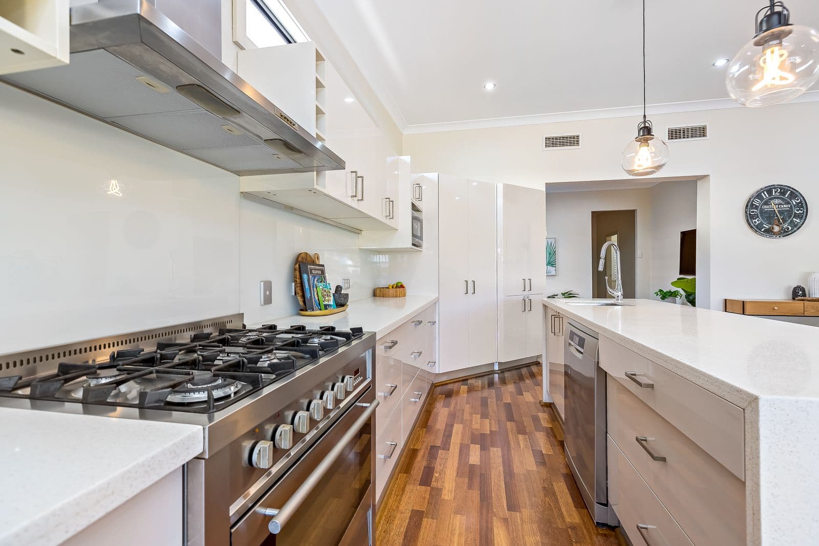 16 Regan Street, Adamstown - Thumbnail 3