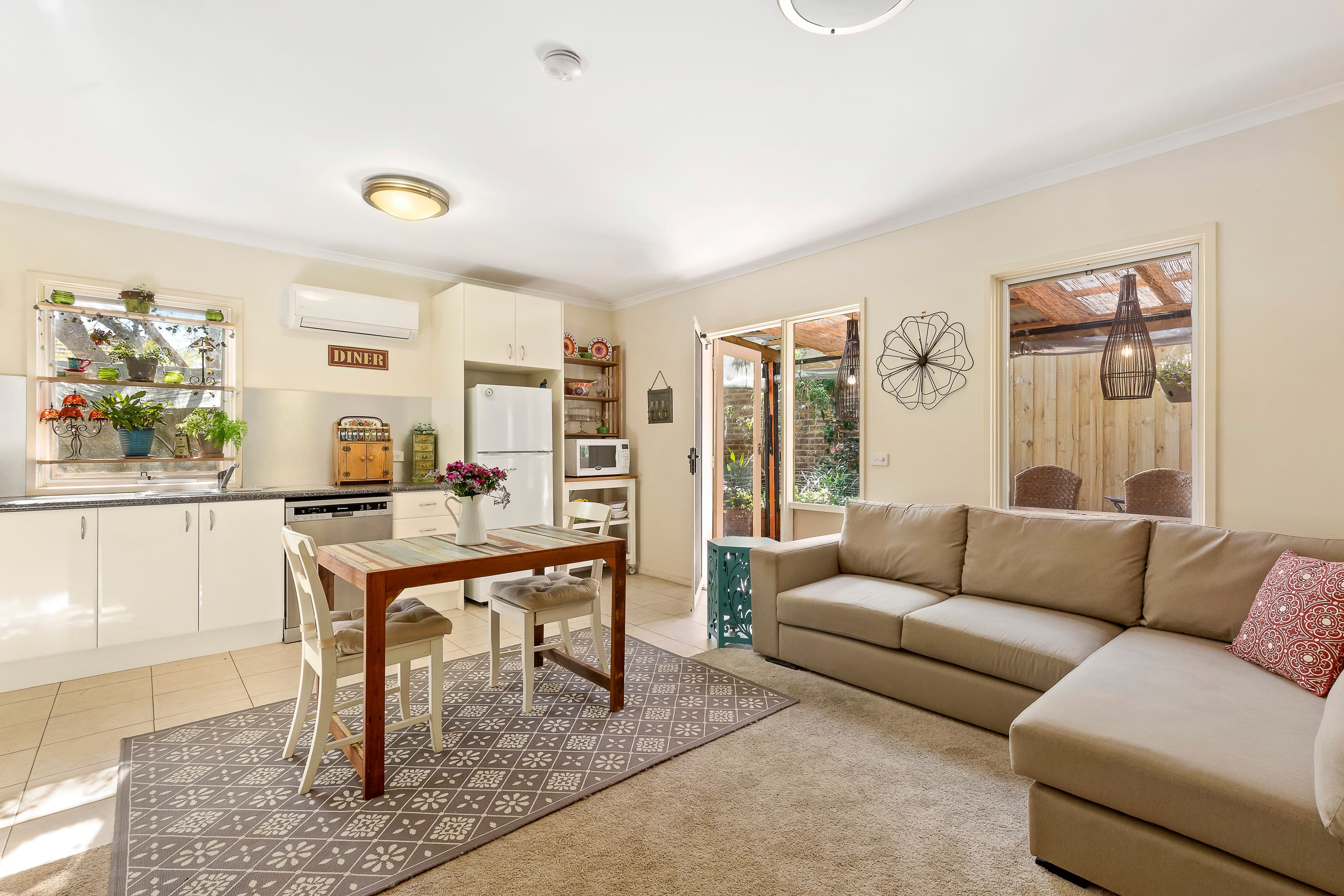 167 Atherton Road, Oakleigh VIC 3166, Oakleigh - Image 1