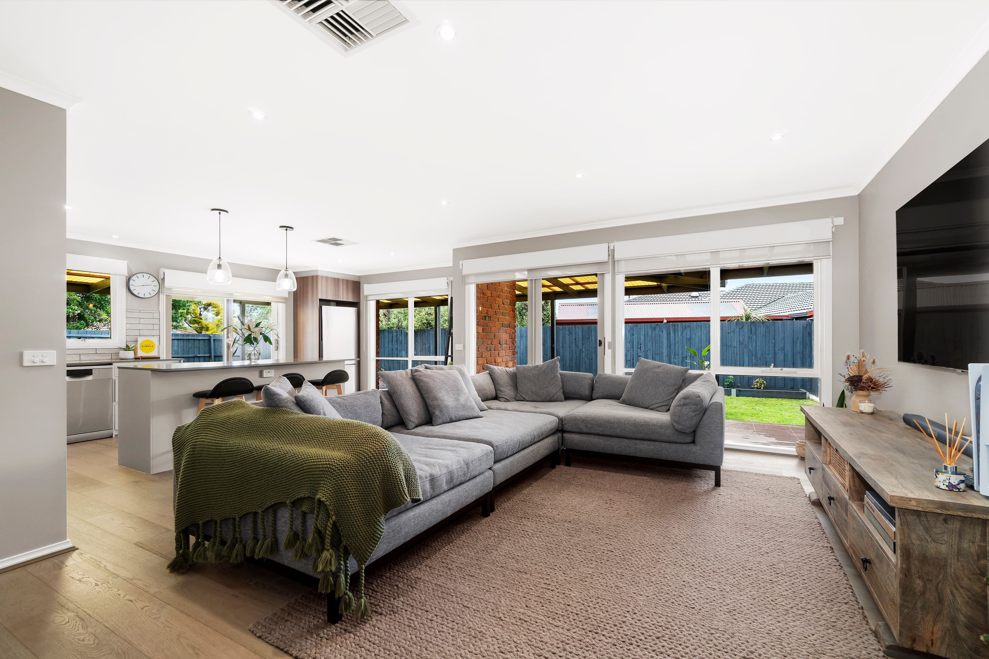 130 Karoo Road, Rowville VIC 3178, Rowville - Thumbnail 4