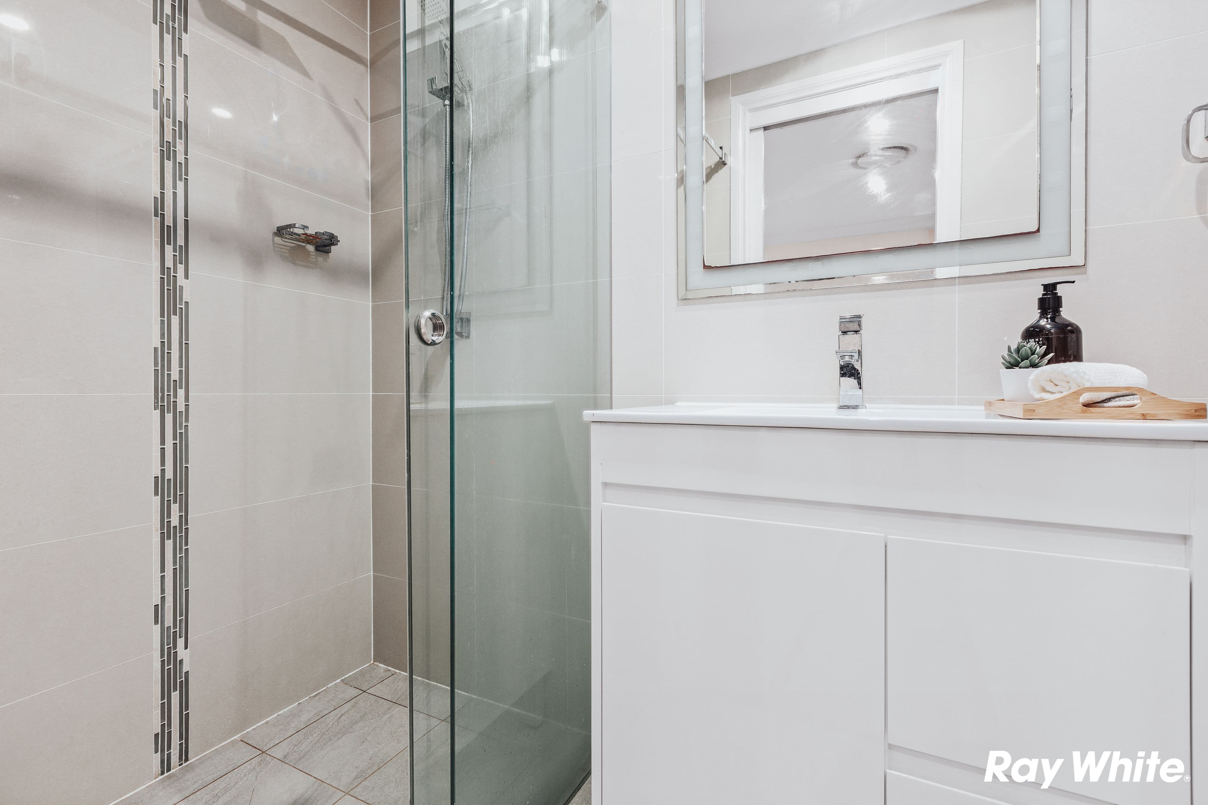 199 Farnham Road, Quakers Hill NSW 2763, Quakers Hill - Thumbnail 6