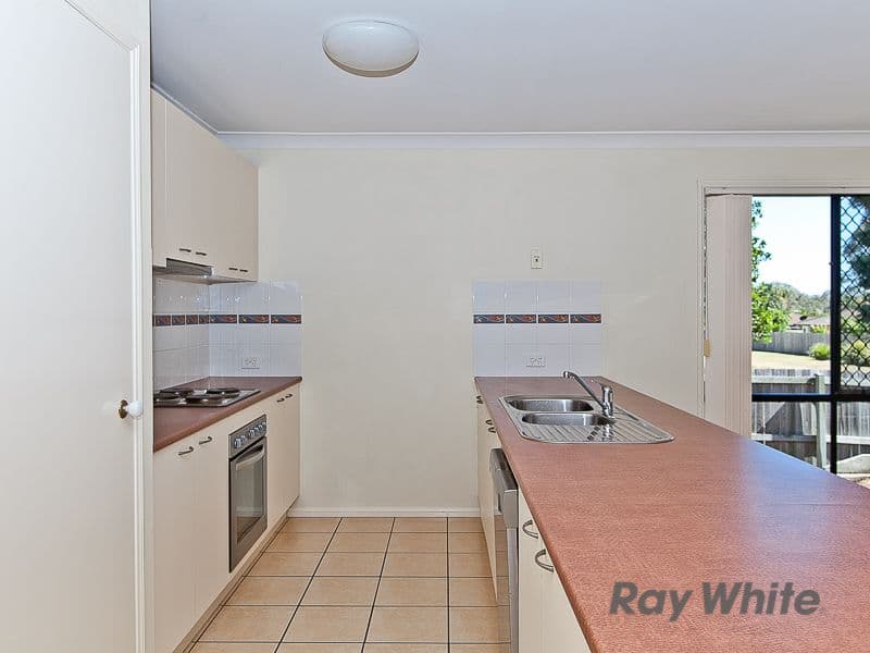 2 Grove Place, BRACKEN RIDGE QLD 4017, Bracken Ridge - Thumbnail 5