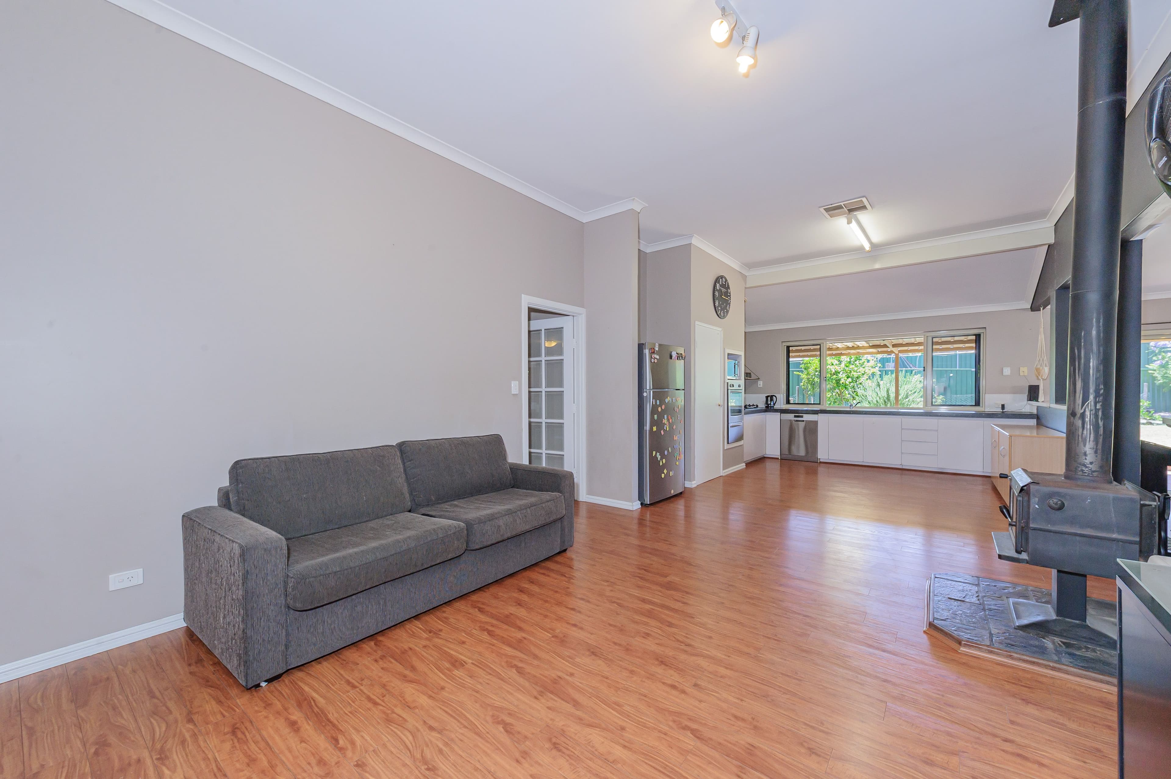 14 Banksia Court, Bullsbrook WA 6084, Bullsbrook - Thumbnail 6
