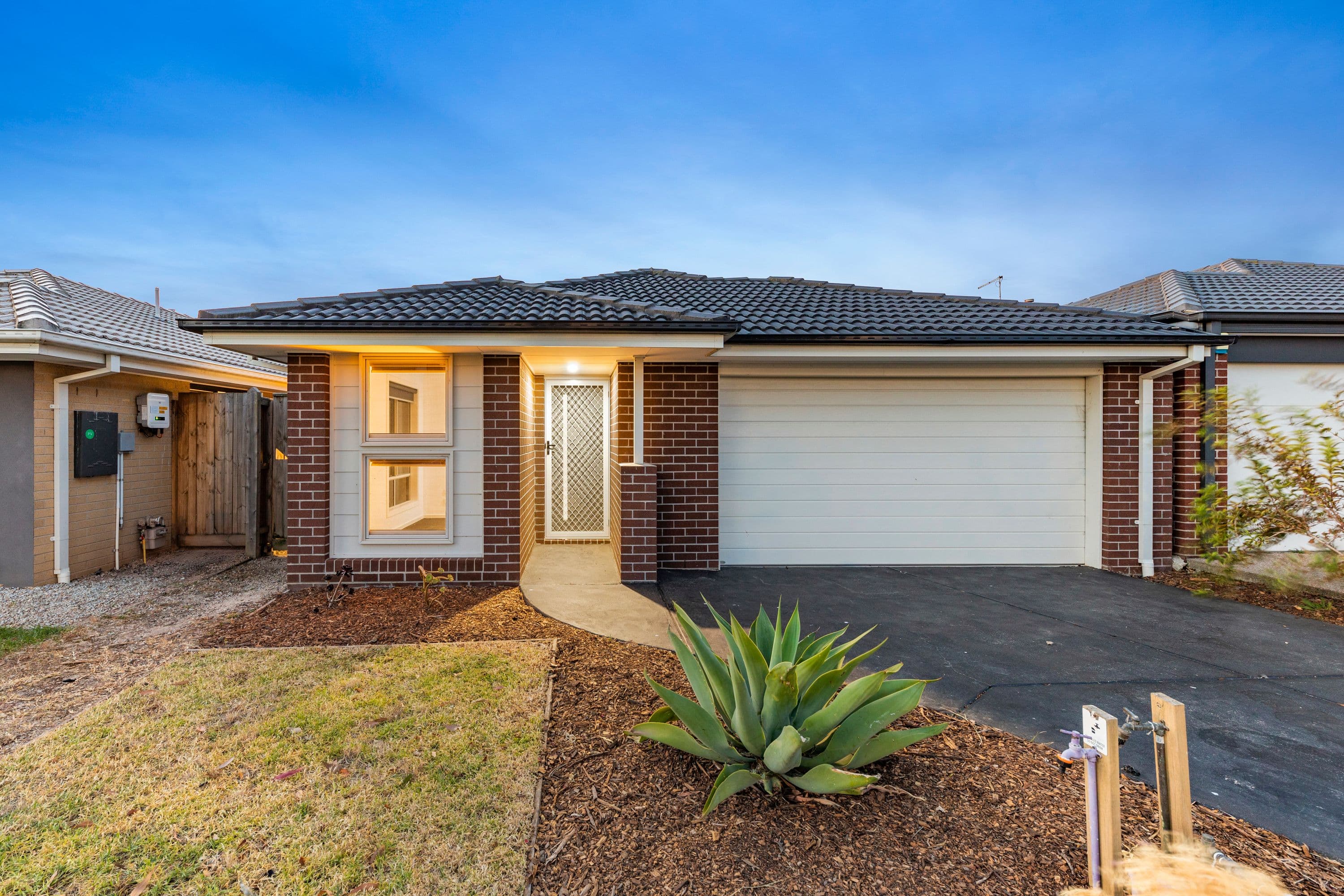 10 Garland Street, Pakenham VIC 3810, Pakenham - Image 1