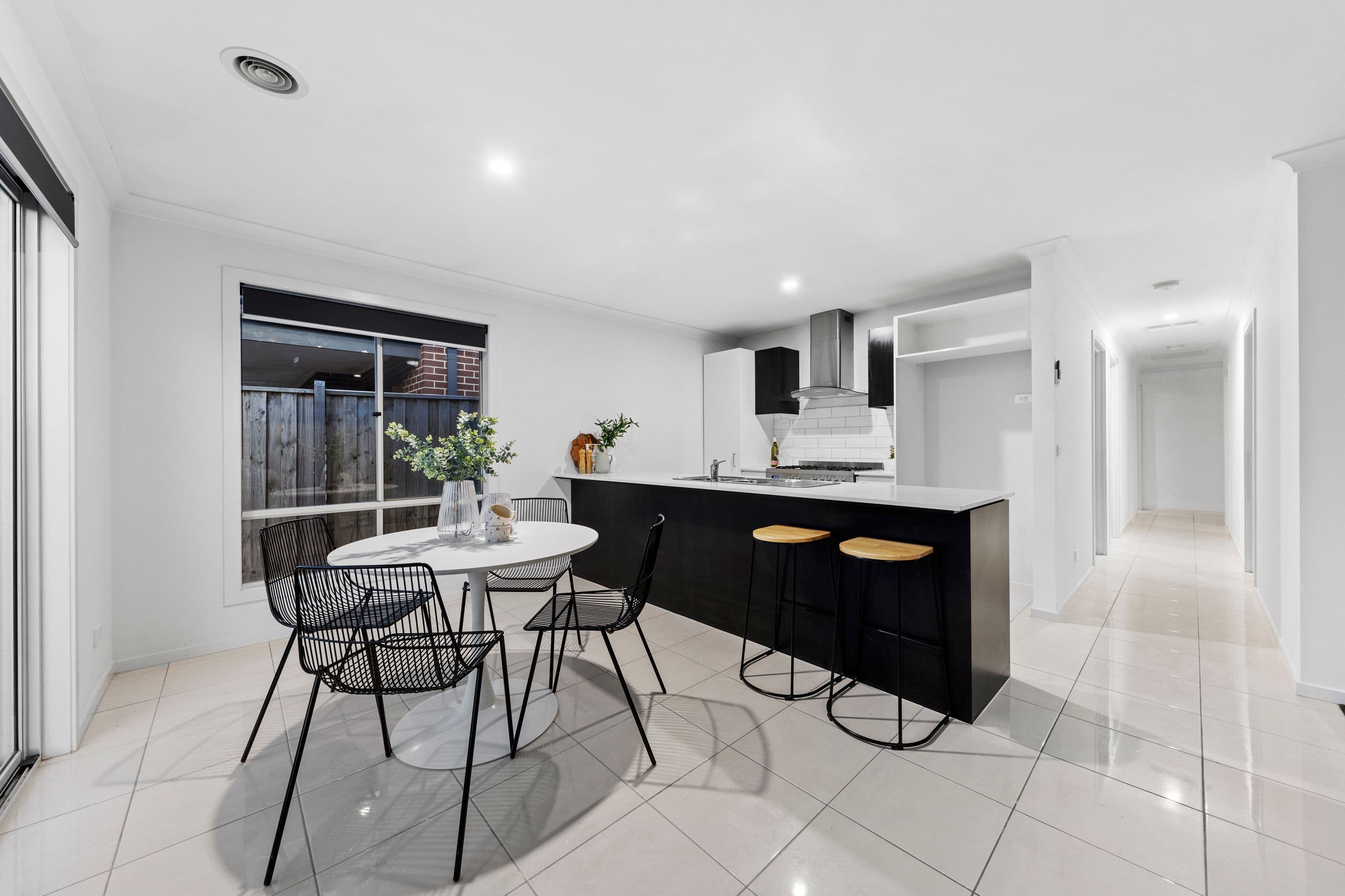 10 Garland Street, Pakenham VIC 3810, Pakenham - Thumbnail 6