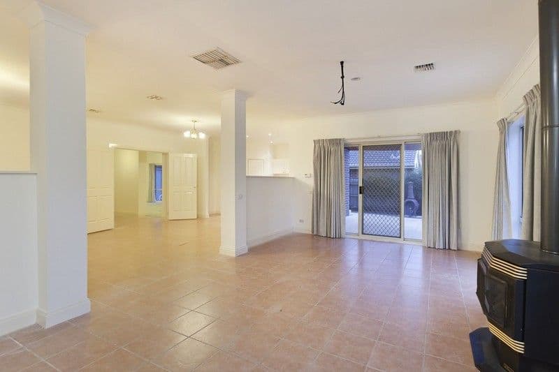 4 Pendleton Place, LYSTERFIELD VIC 3156, Lysterfield - Thumbnail 4