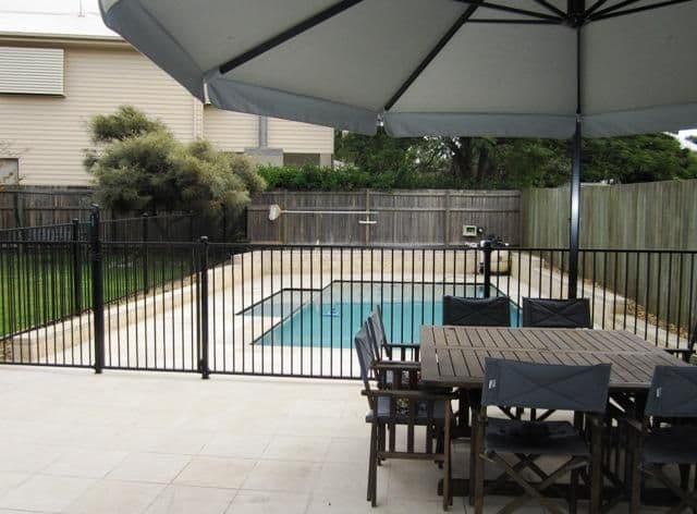 201 Honour Avenue, CHELMER QLD 4068, Chelmer - Thumbnail 2