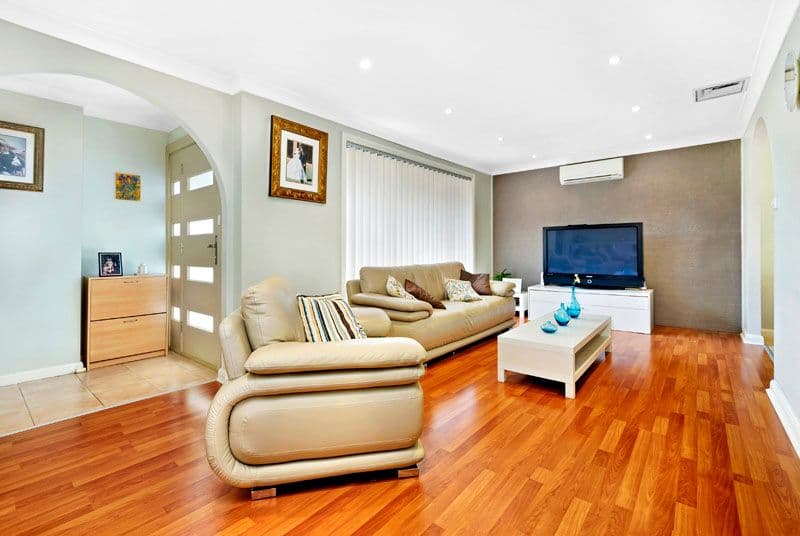 4 Connor Place, ILLAWONG NSW 2234, Illawong - Thumbnail 2