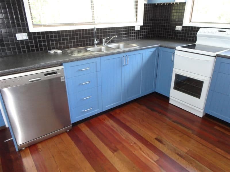 464 Boat Harbour Drive, TORQUAY QLD 4655, Torquay - Thumbnail 4