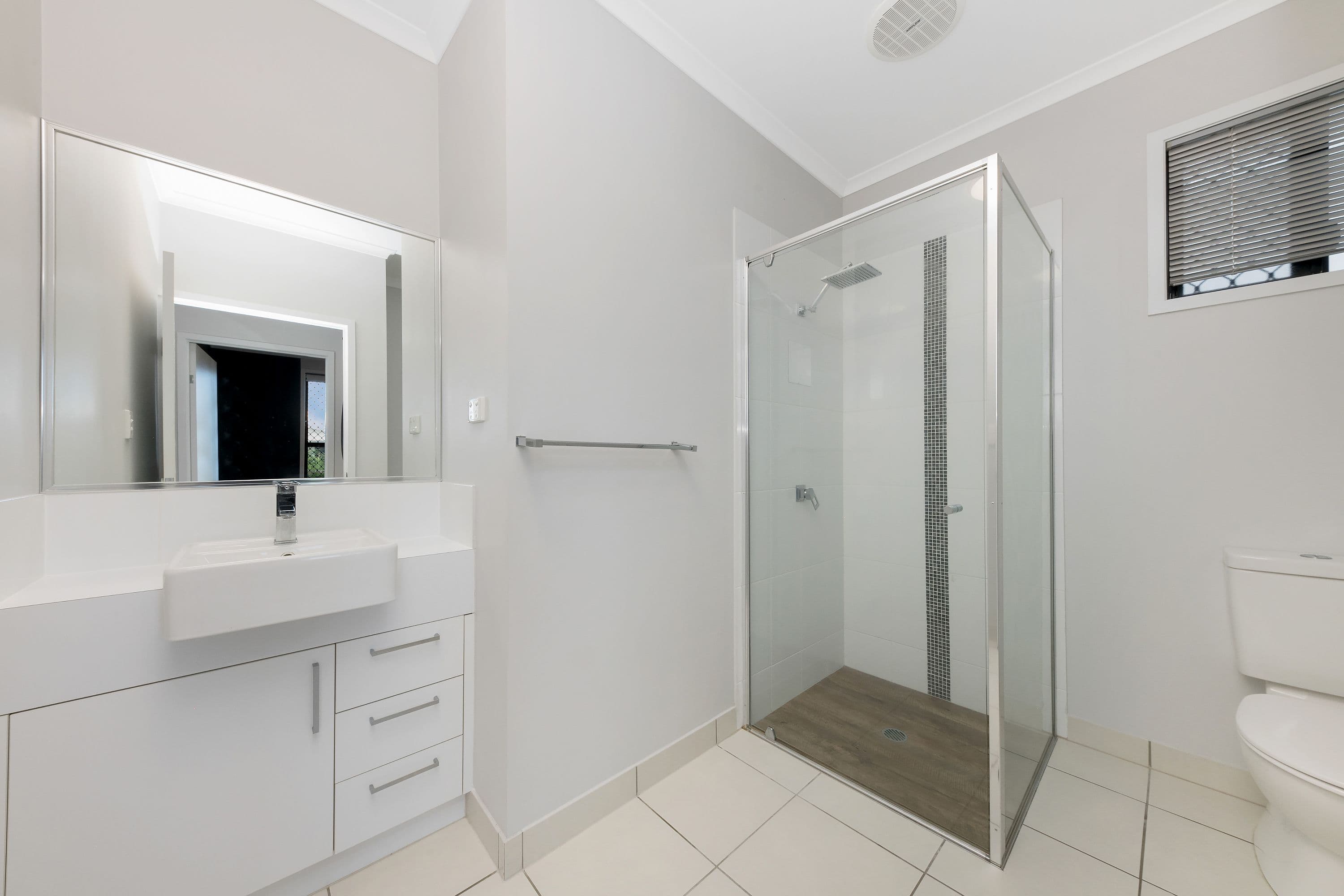 35 Masthead Avenue, Burdell QLD 4818, Burdell - Thumbnail 8