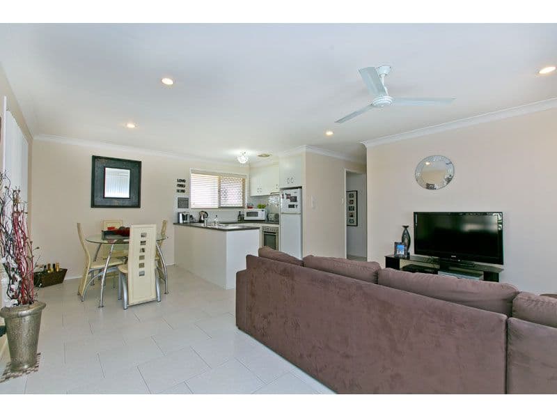 14 Mark Street, REDLAND BAY QLD 4165, Redland Bay - Thumbnail 3