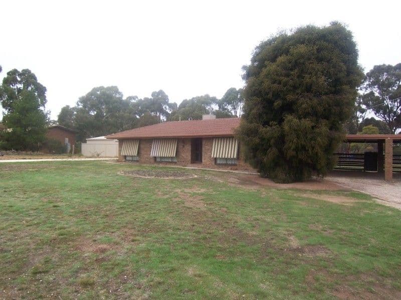 9 Forest Drive, EPSOM VIC 3551, Epsom - Thumbnail 2