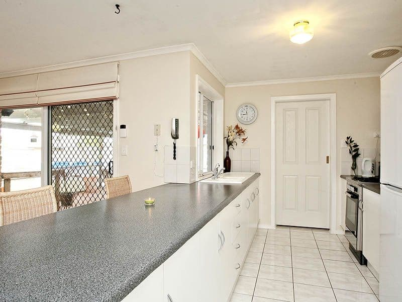 30 Endeavour Drive, SEAFORD RISE SA 5169, Seaford Rise - Thumbnail 4