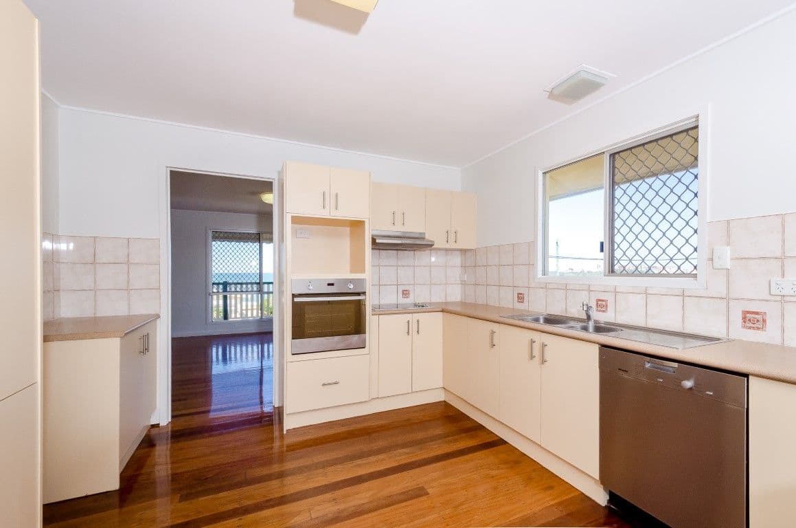 13 The Esplanade, Barney Point QLD 4680, Barney Point - Thumbnail 2