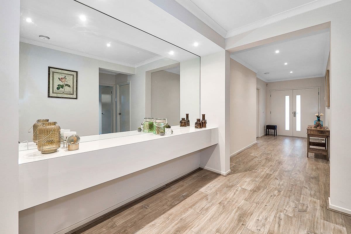 7 Satinwood Way, Lyndhurst VIC 3975, Lyndhurst - Thumbnail 2
