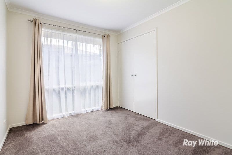 7 Cherryplum Court, Cranbourne North VIC 3977, Cranbourne North - Thumbnail 6