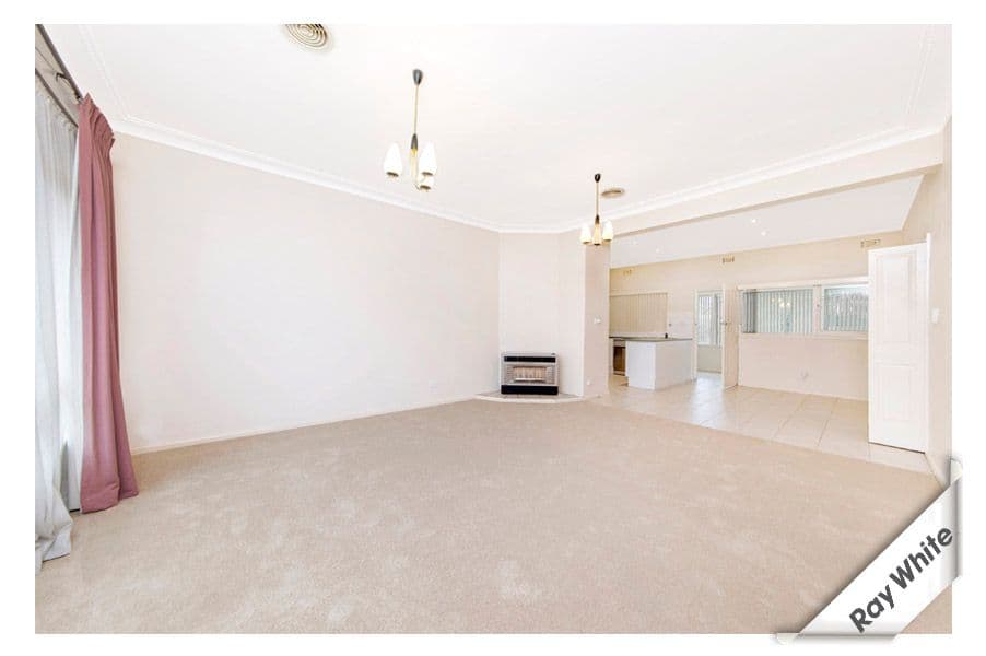 6 Glebe Avenue, Queanbeyan - Thumbnail 5