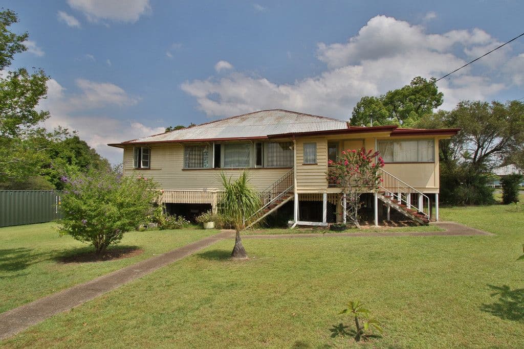10 Woodford Street, One Mile QLD 4305, One Mile - Thumbnail 5