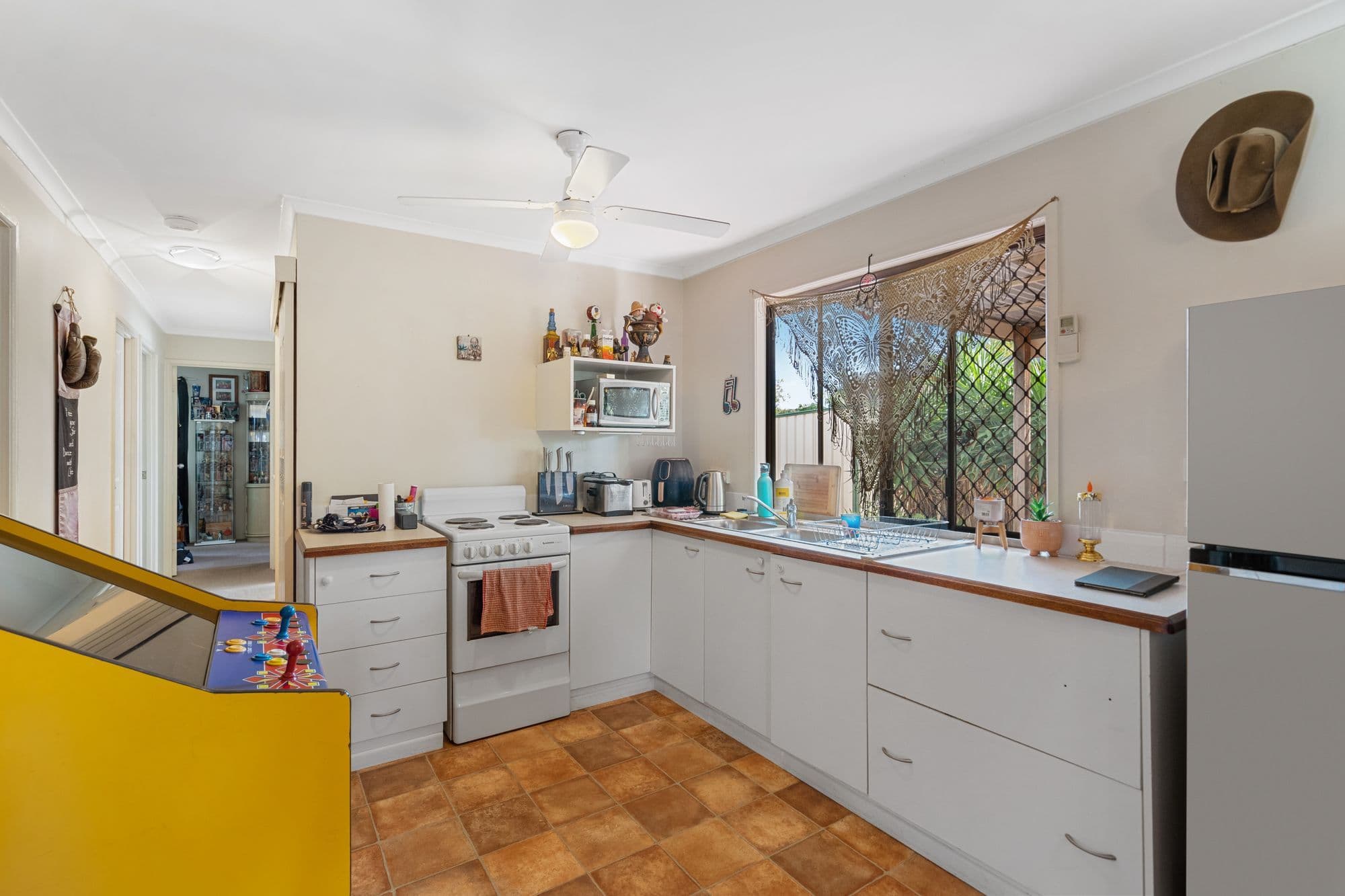 31 Dion Drive, Eagleby QLD 4207, Eagleby - Thumbnail 6
