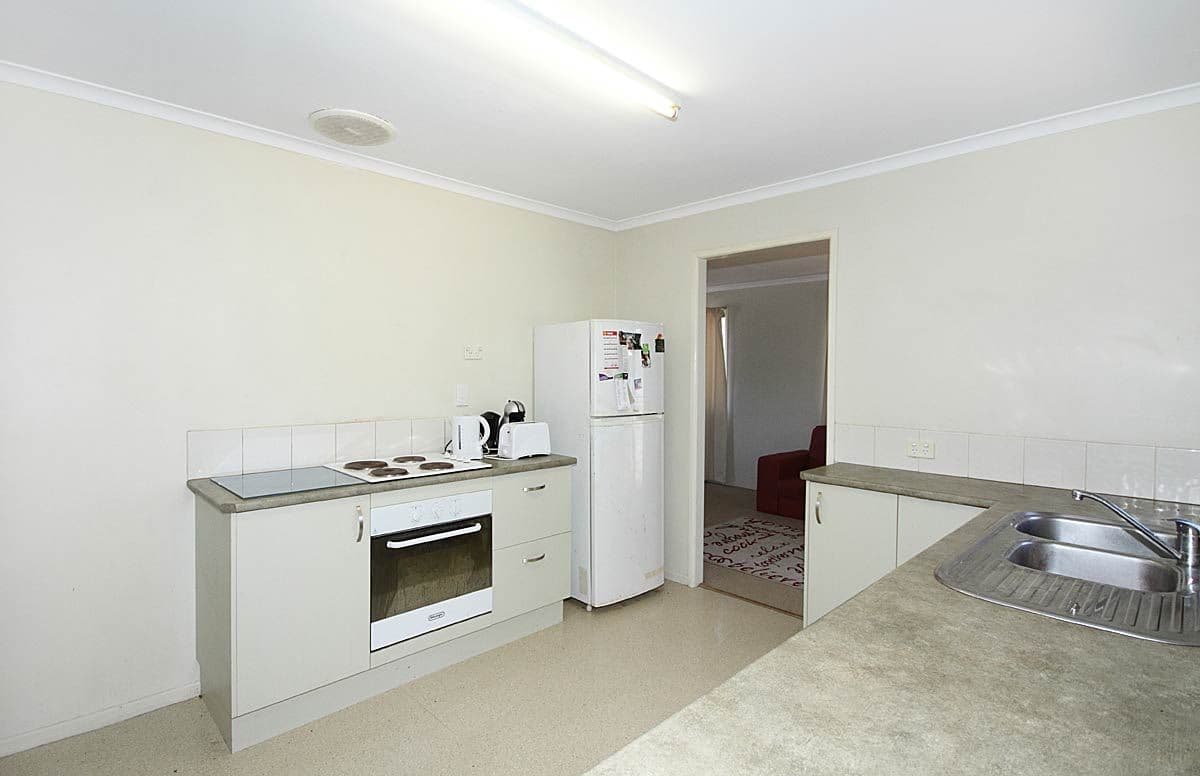 18 Gonzales Street, MACGREGOR QLD 4109, Macgregor - Thumbnail 3